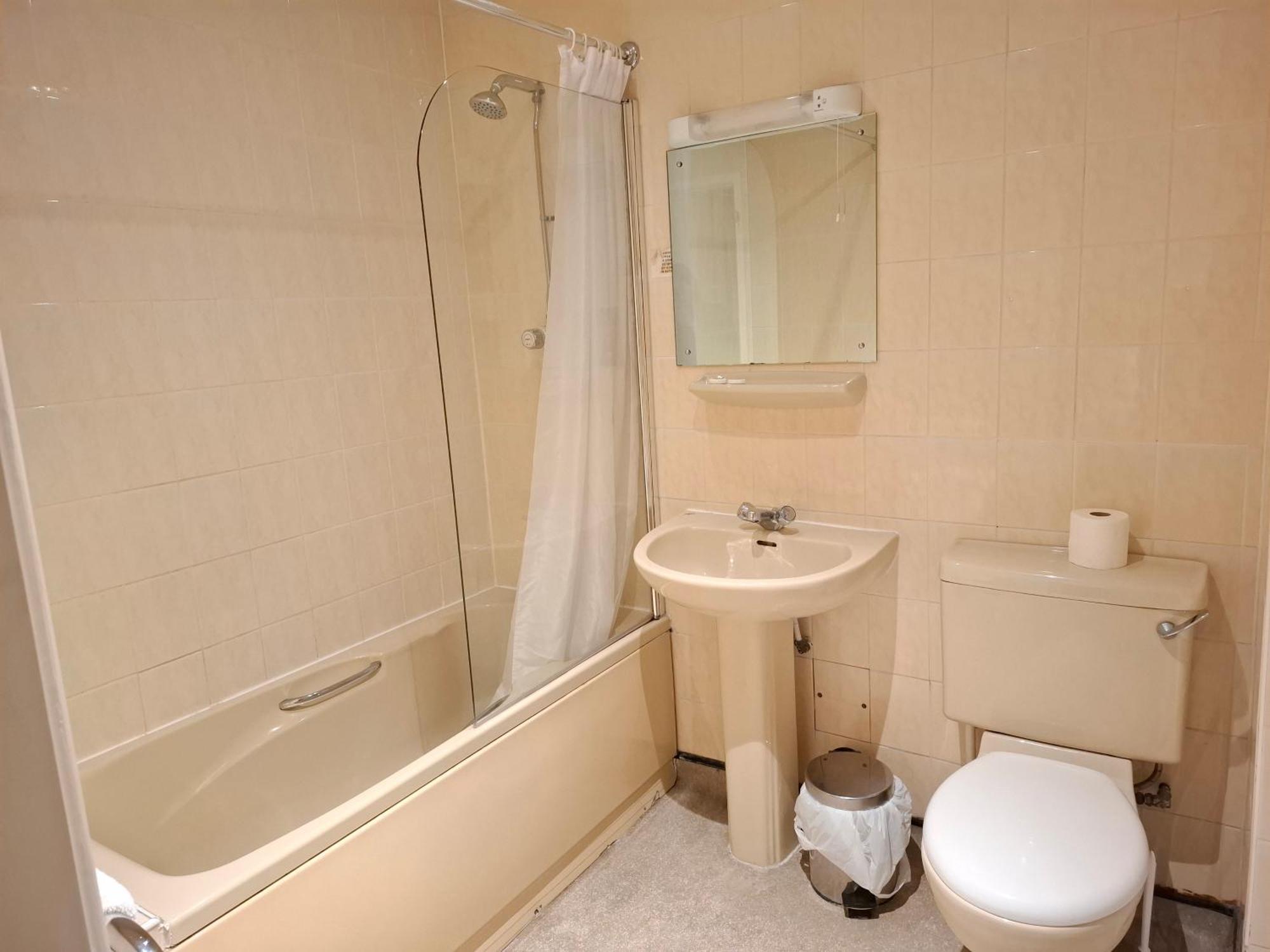 Borough Arms Hotel Newcastle-under-Lyme Eksteriør bilde