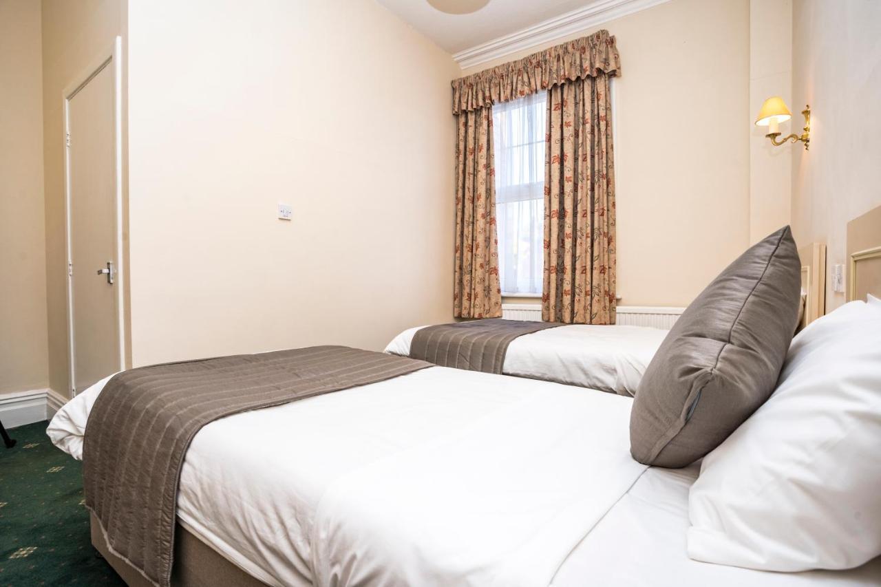 Borough Arms Hotel Newcastle-under-Lyme Eksteriør bilde